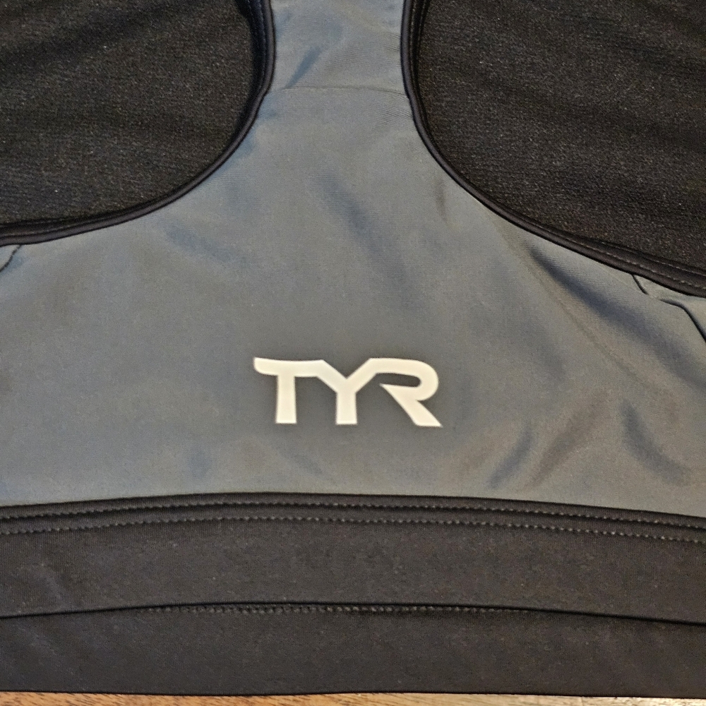 TYR Racerback Swimsuit Top Bra Gray Black with Logo Stretchy Spande Size XL - Picture 5 of 6